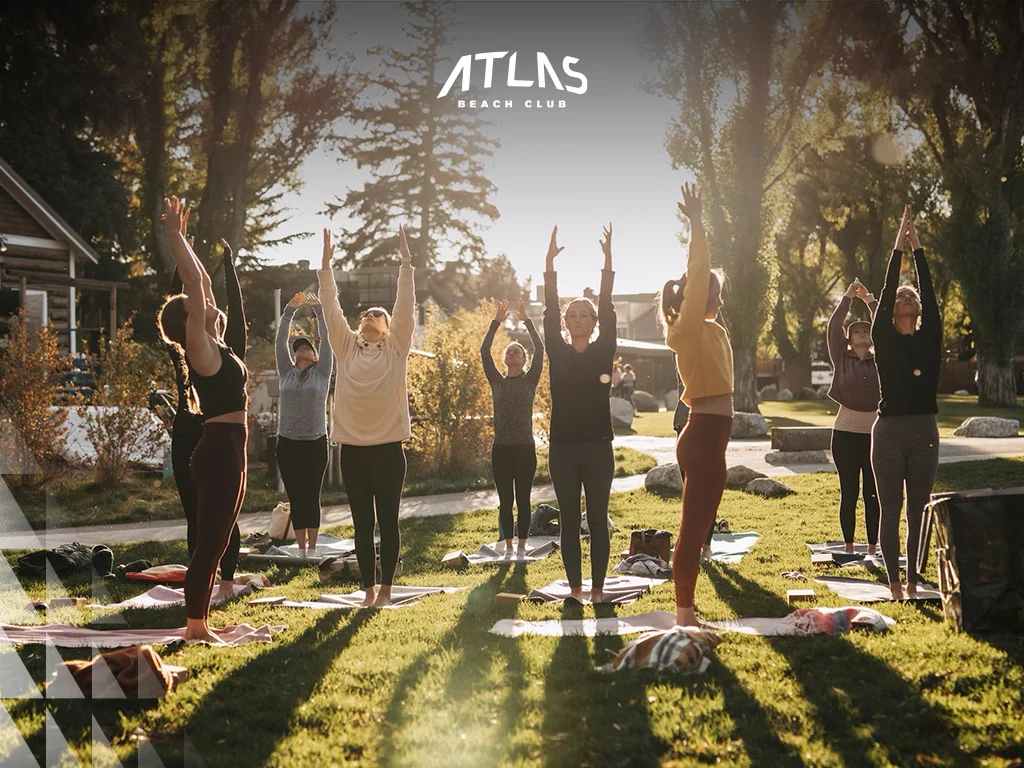 Tech-free retreats, digital detox wellness, mindful travel