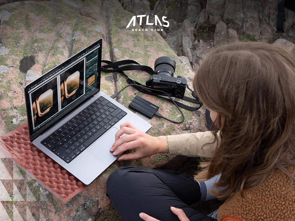 Digital nomad events, coworking community, networking opportunities