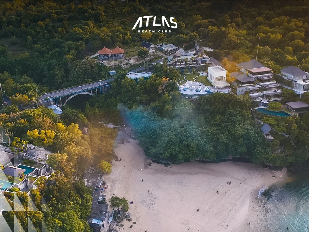 Nearby beaches, coastal exploration, scenic shorelines