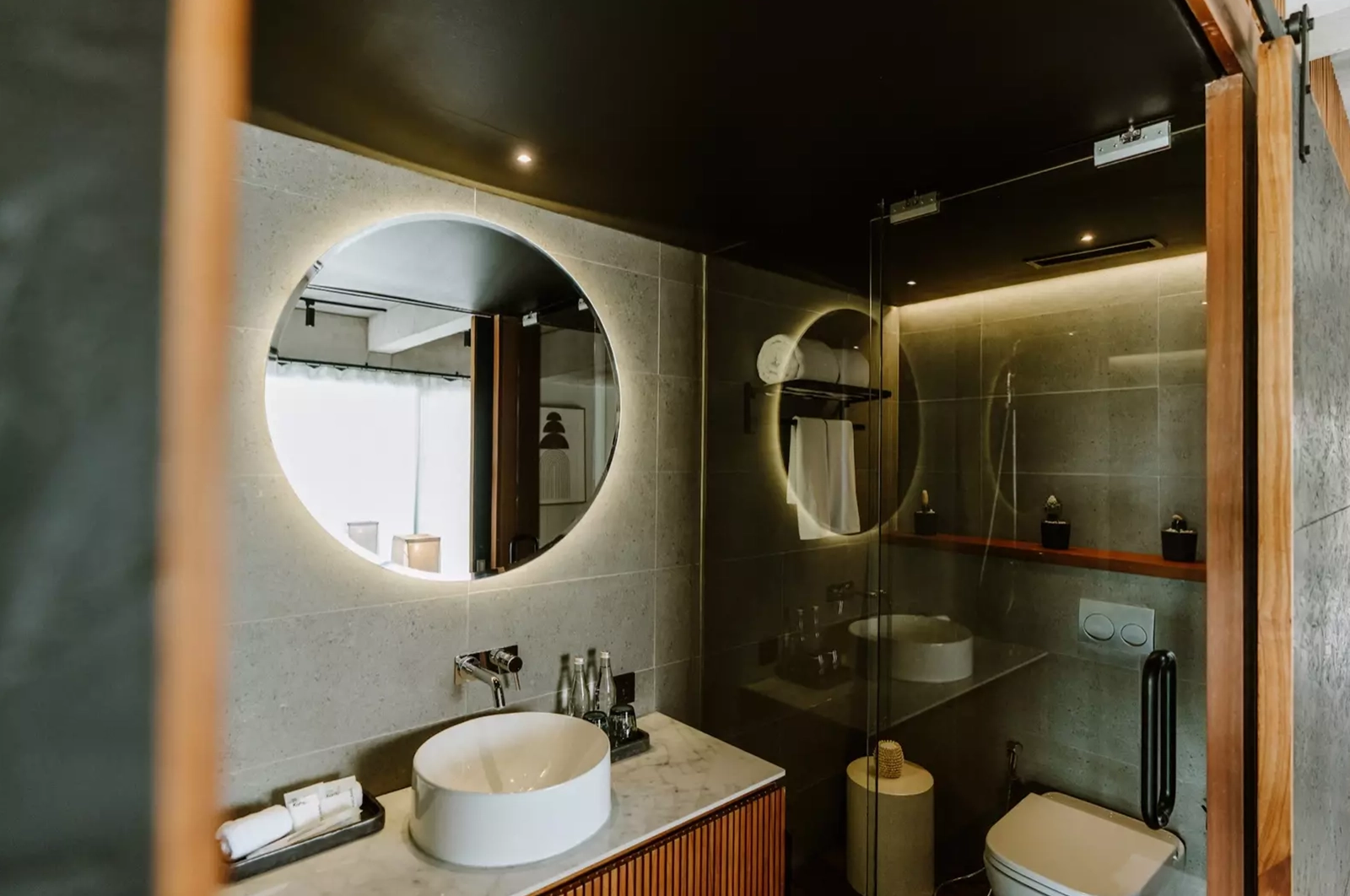 Hotel - Image - THE KOMU - World's Biggest Beach Club & Super Club in Bali | Atlas Beach Fest