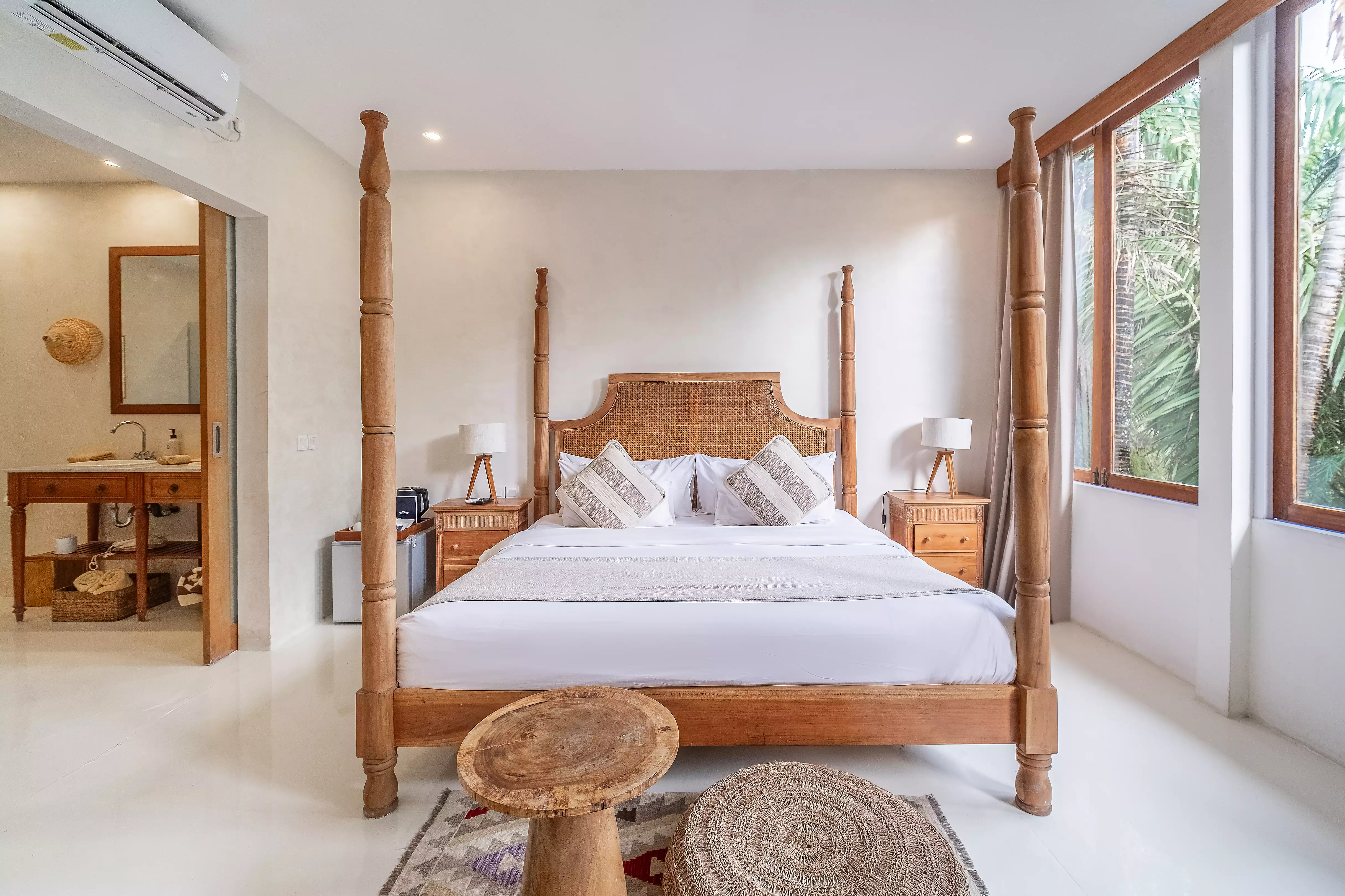 Hotel - White Goose Hotel - World's Biggest Beach Club & Super Club in Bali | Atlas Beach Fest